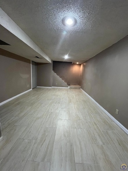 Building Photo - 2313 W 9th Ave