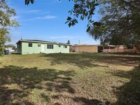 Building Photo - 2 bedroom in Miami FL 33181
