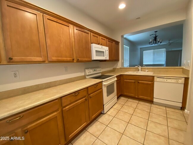 Building Photo - 2442 W Patagonia Way