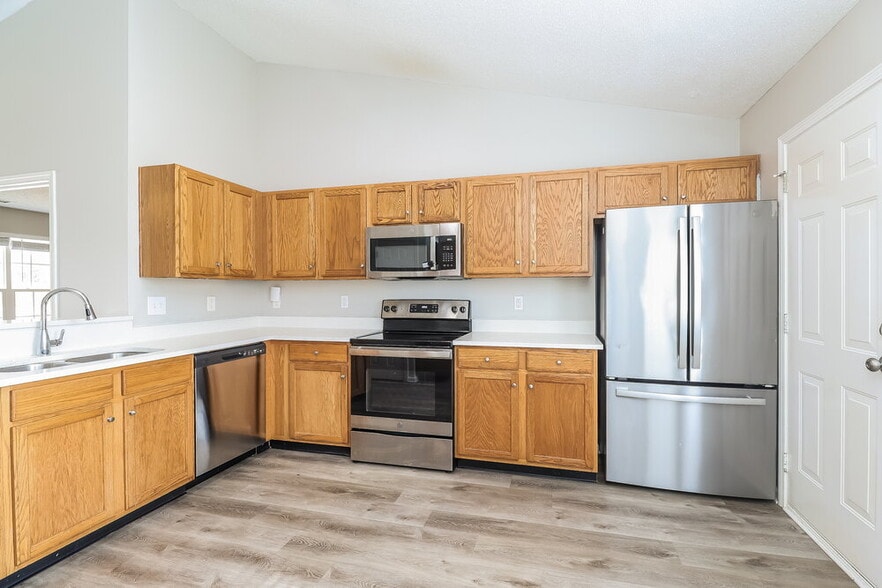 Building Photo - 1641 Galesburg St