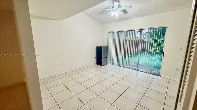 Building Photo - 10150 SW 88th St