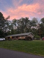 Building Photo - 2043 Quarry Rd