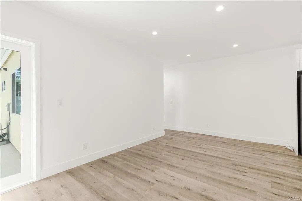 Building Photo - 4552 Murietta Ave