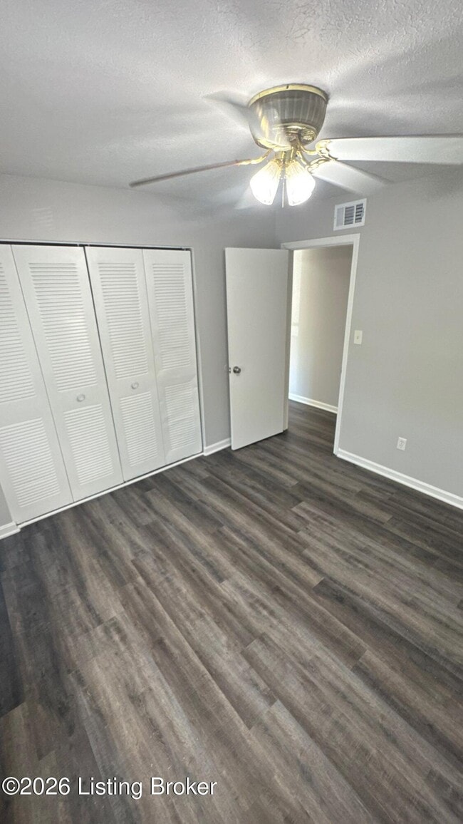 Building Photo - 6512 Six Mile Ln