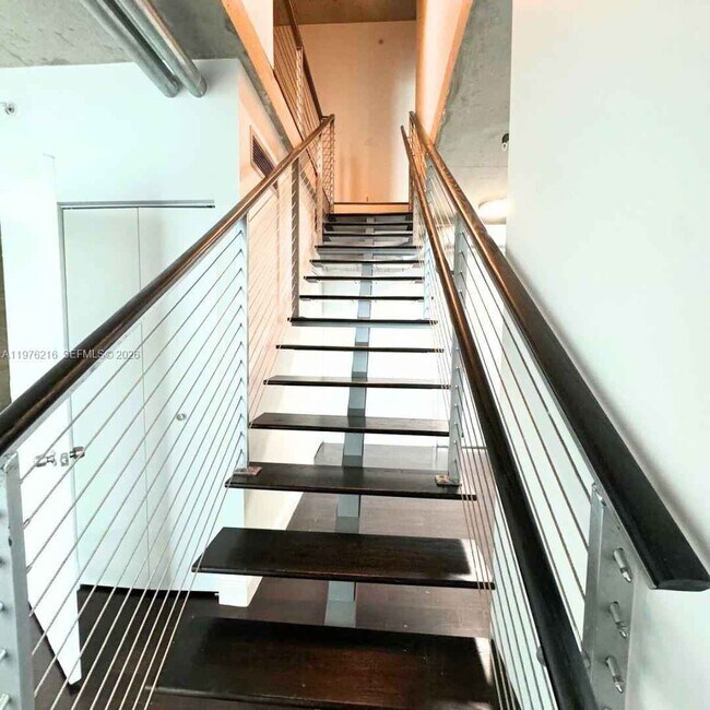 Building Photo - Southwest 1st Court, Miami, FL 33130 - 2 BR 2 BA condo