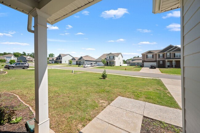 Building Photo - 1011 Alta Vis Ln