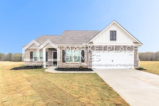 Building Photo - 1274 Fendt Dr