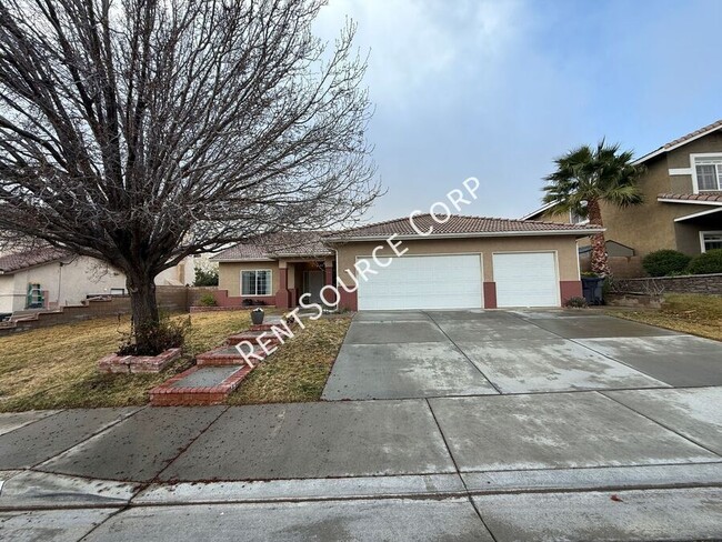 Primary Photo - 4 Bedrooms/2.5 Bathrooms Single Story Home...