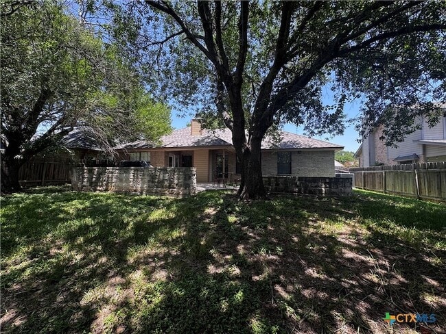 Building Photo - 1518 Chardonnay Dr