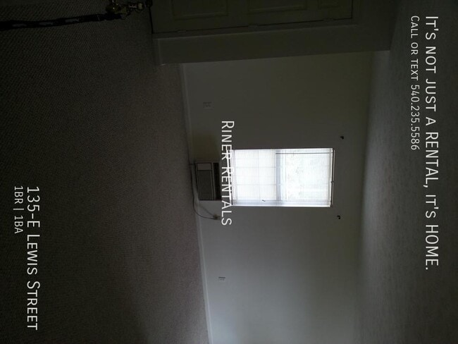 Building Photo - 135-E Lewis Street-