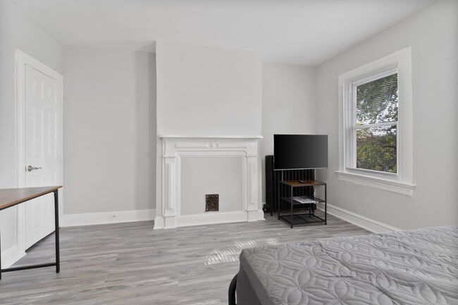 Building Photo - 1023 Harlem Ave