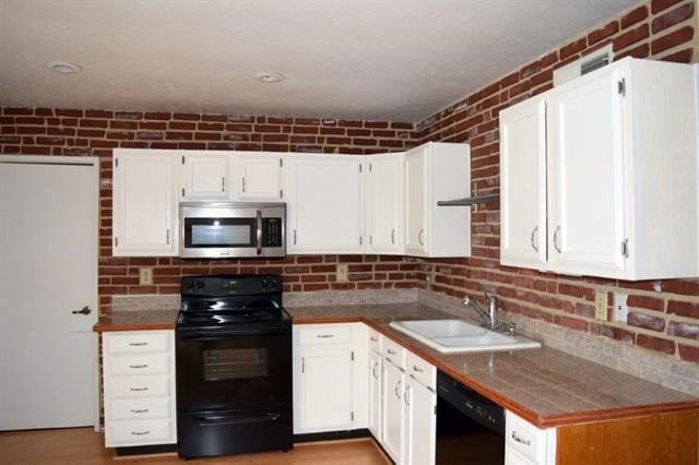 Building Photo - 506 Willow Oak Dr