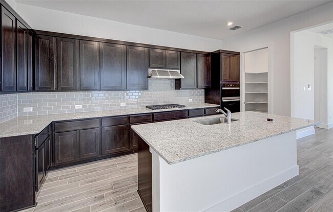 Building Photo - 8604 Pine Muhly Dr