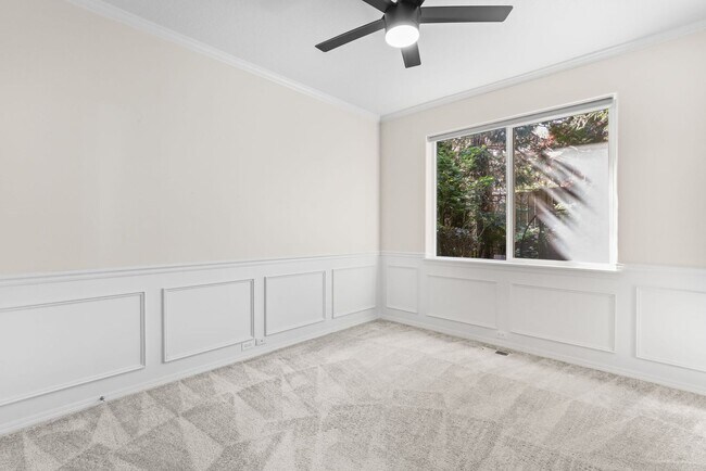 Building Photo - FOR RENT: CORNER LOT, Immaculate, lovely and spacious home - 5 bed, 3 bath + bonus room with 3-ca...