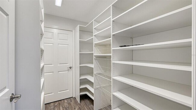 Building Photo - 6911 Riversedge St Cir