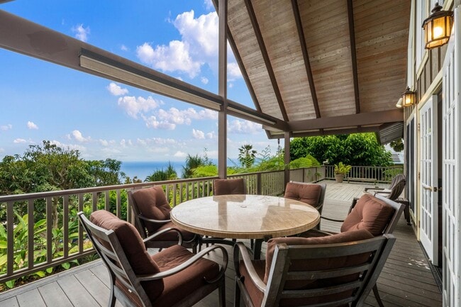 Building Photo - 76-886 Hualalai St