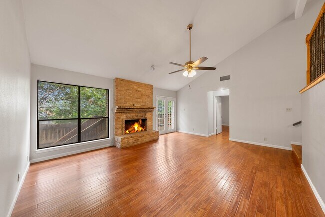 Building Photo - Stylish 3-Bed Home with Pool Access, Fenced Yard, and Garage — North Hills Village, San Antonio