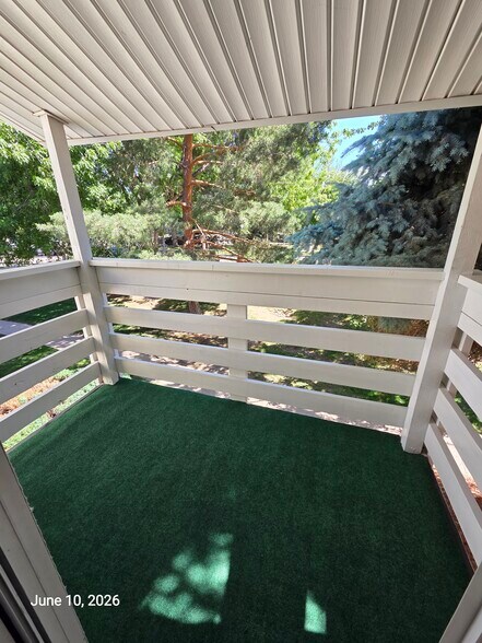Building Photo - 8555 Fairmount Dr