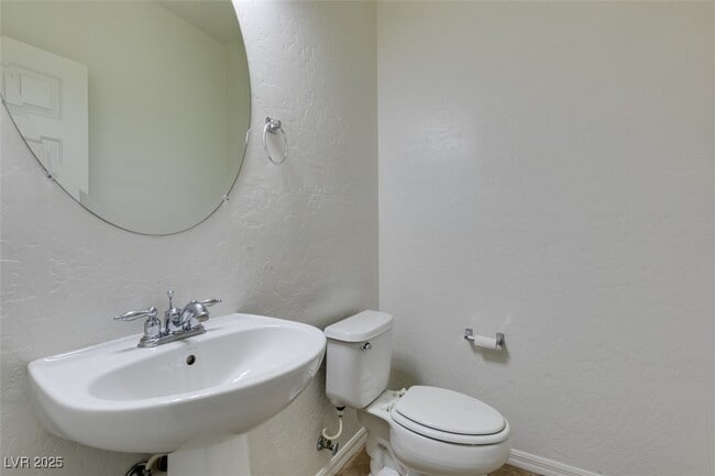 Building Photo - 11933 Orense Dr