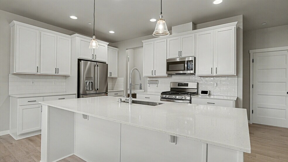 Building Photo - 8761 69th Pl NE