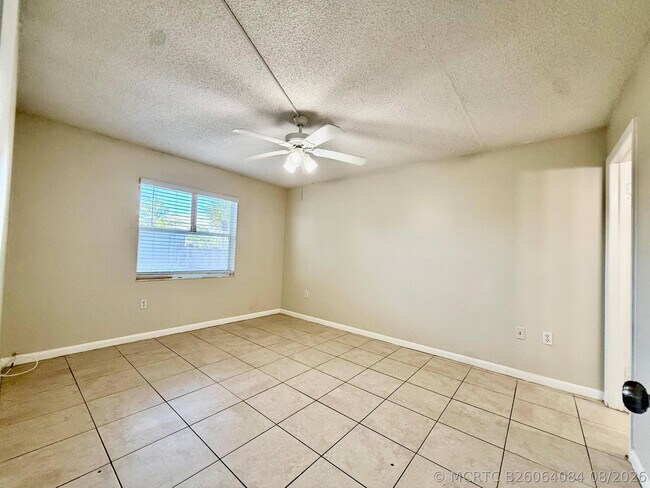 Building Photo - 700 SW 81st Ave