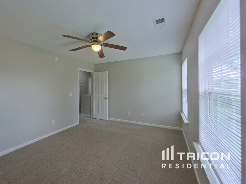 Building Photo - 4 Sawdust Ct