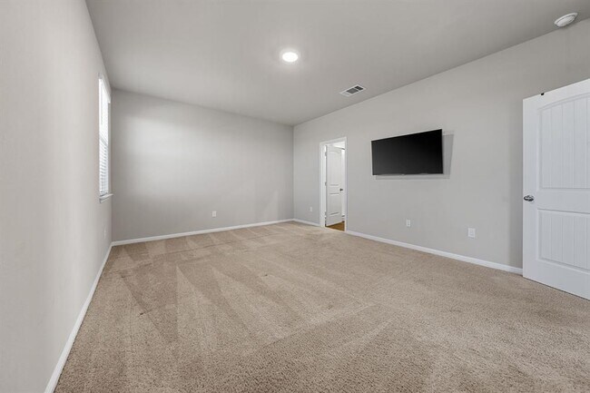 Building Photo - 208 Bunting Ln