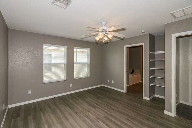 Building Photo - 15814 Sheldon Ridge Way