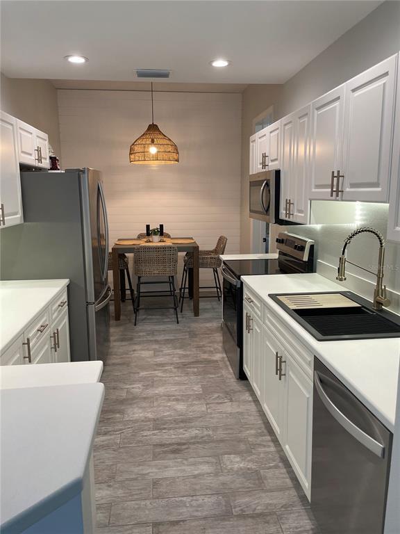 Building Photo - 3510 54th Dr W