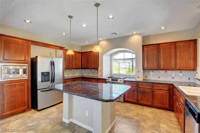 Building Photo - 10700 Shasta Glow Ct