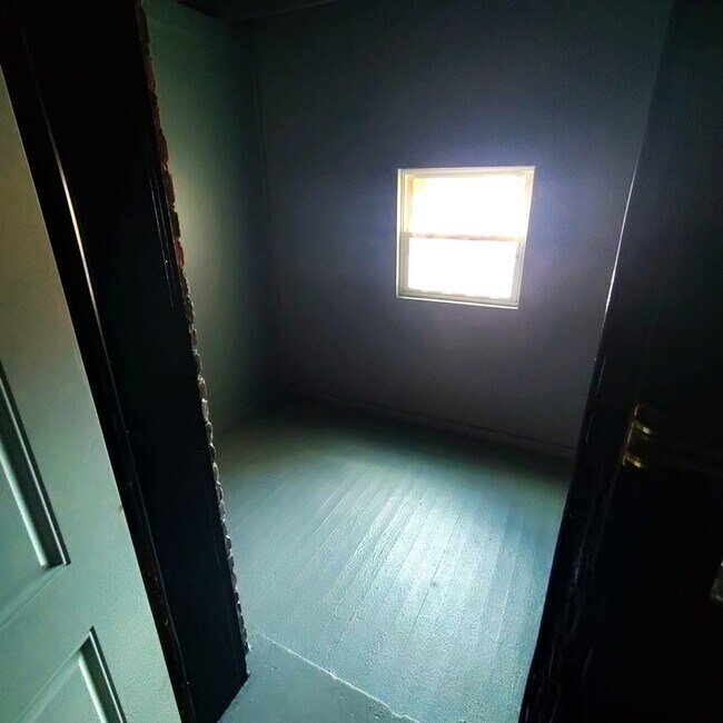 Building Photo - 7746 S Jeffery Blvd