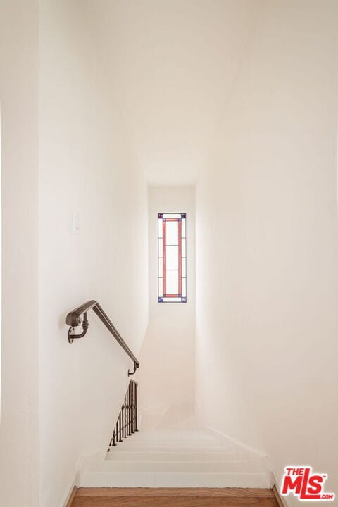 Building Photo - 2228 Prospect Ave