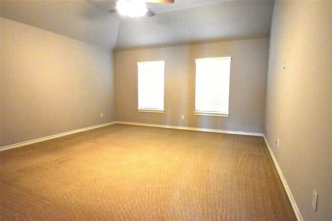 Building Photo - 17523 Driftwood Prairie Ln