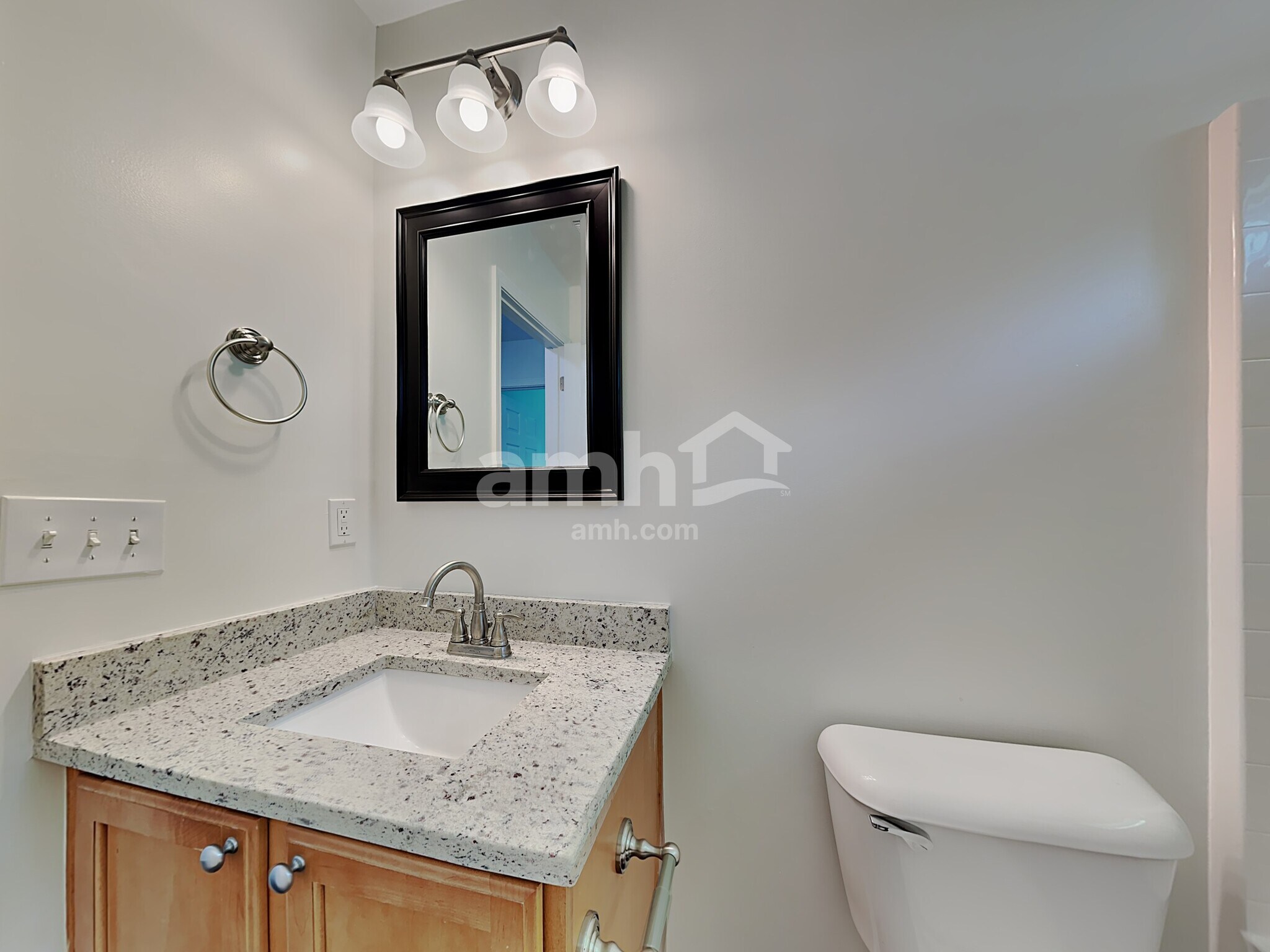 Building Photo - 362 Stonebridge Cir