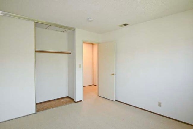 Building Photo - 1355 Sage Hen Way