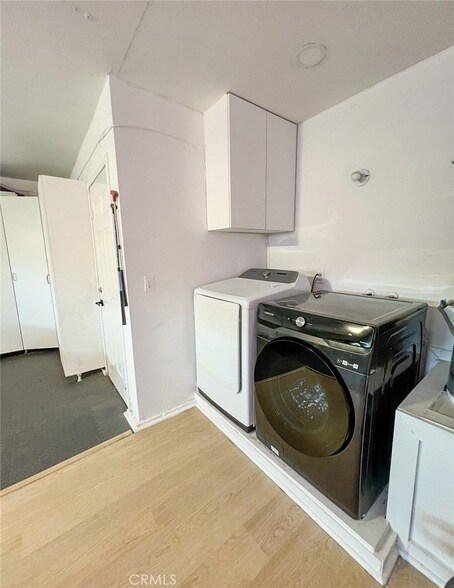 Building Photo - 80940 Shenandoah Ave