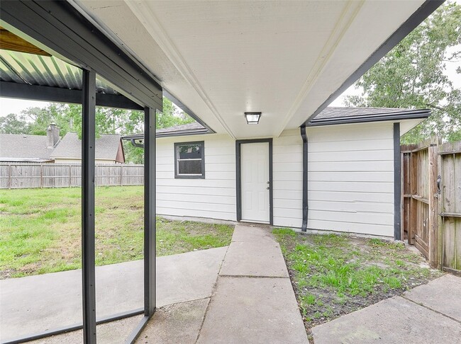 Building Photo - 122 S Diamondhead Blvd