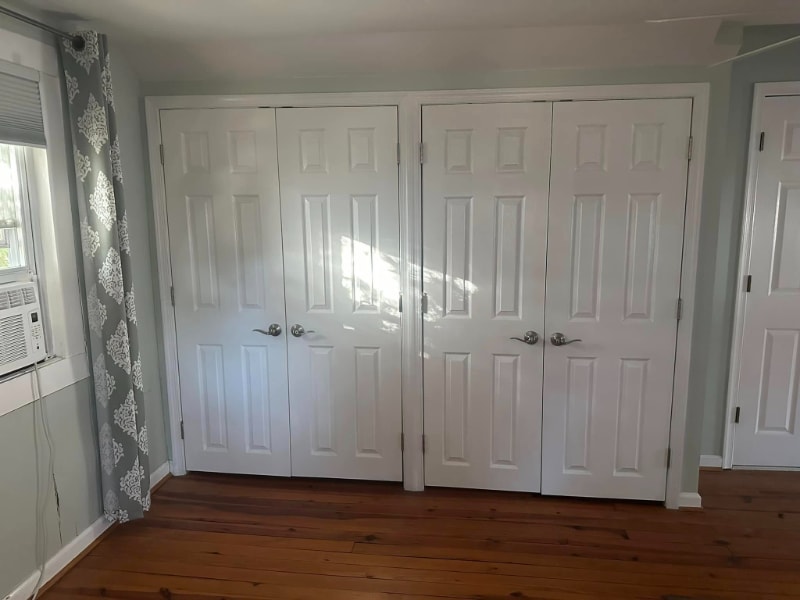 Building Photo - 0000 Avenues