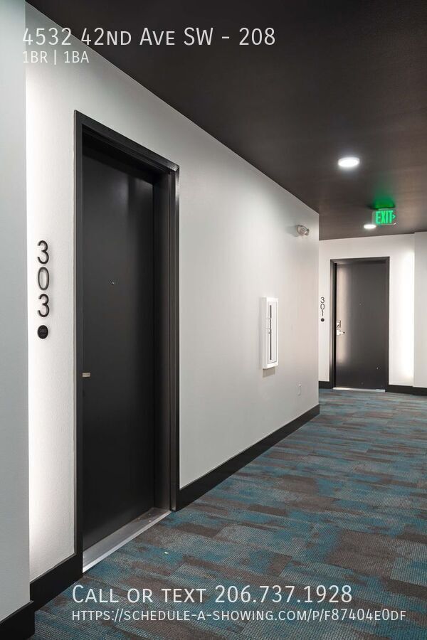 Building Photo - 4532 42nd Ave SW