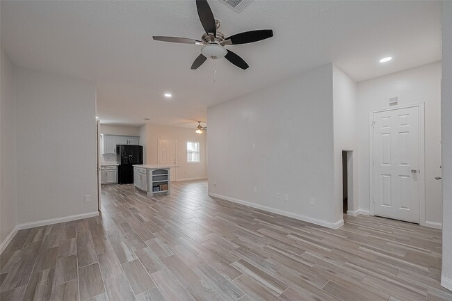Building Photo - 6623 Arabella St