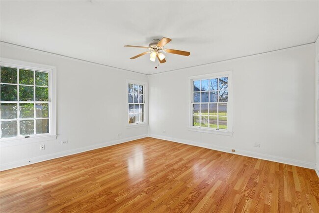 Building Photo - 1506 Grace St