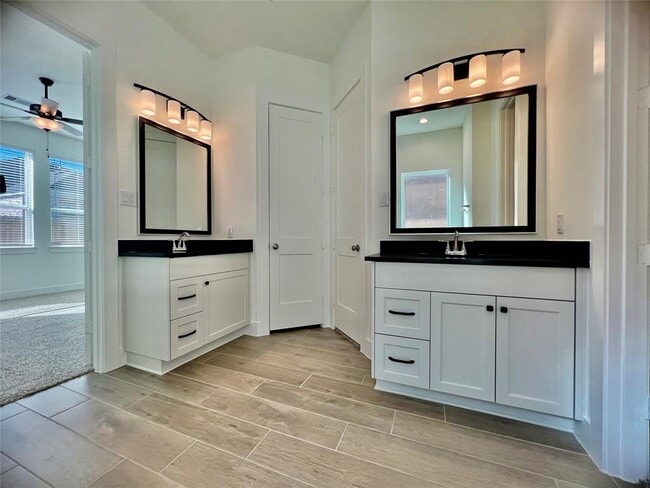 Building Photo - 10642 Blossom Bend Ln