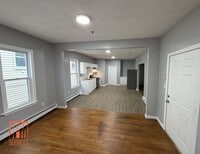 Building Photo - 10 Joyce St