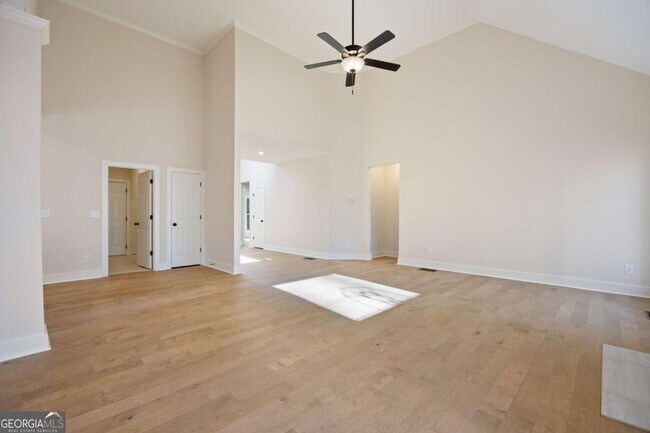 Building Photo - 360 Ansley Dr
