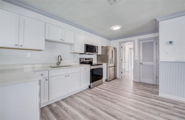 Building Photo - 19506 Gulf Blvd