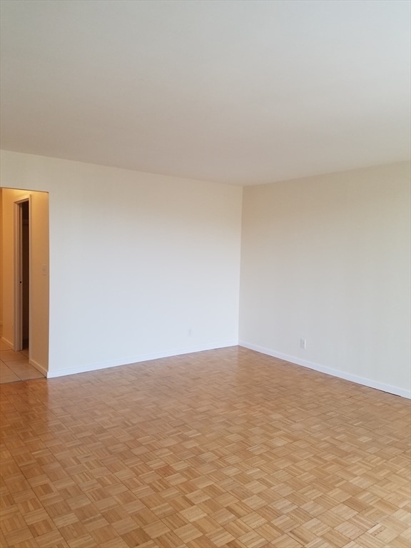 Building Photo - 44 Washington St