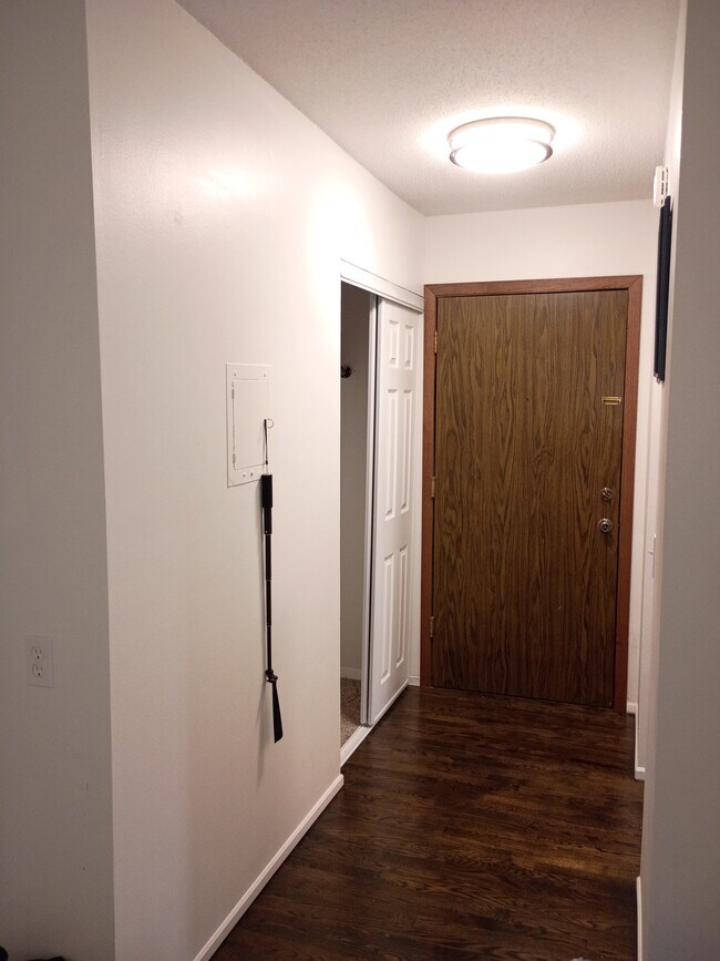 Building Photo - 806 Old Settlers Trail