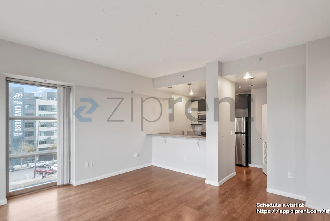 Building Photo - 428 Alice St