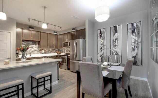 Building Photo - 9185 Wilde Ln