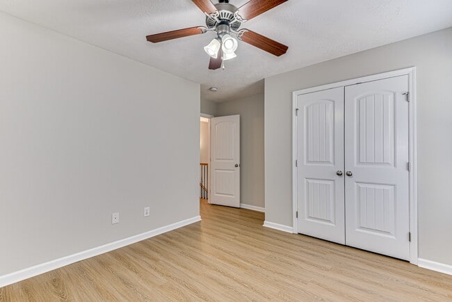 Building Photo - 4116 Chastain Dr